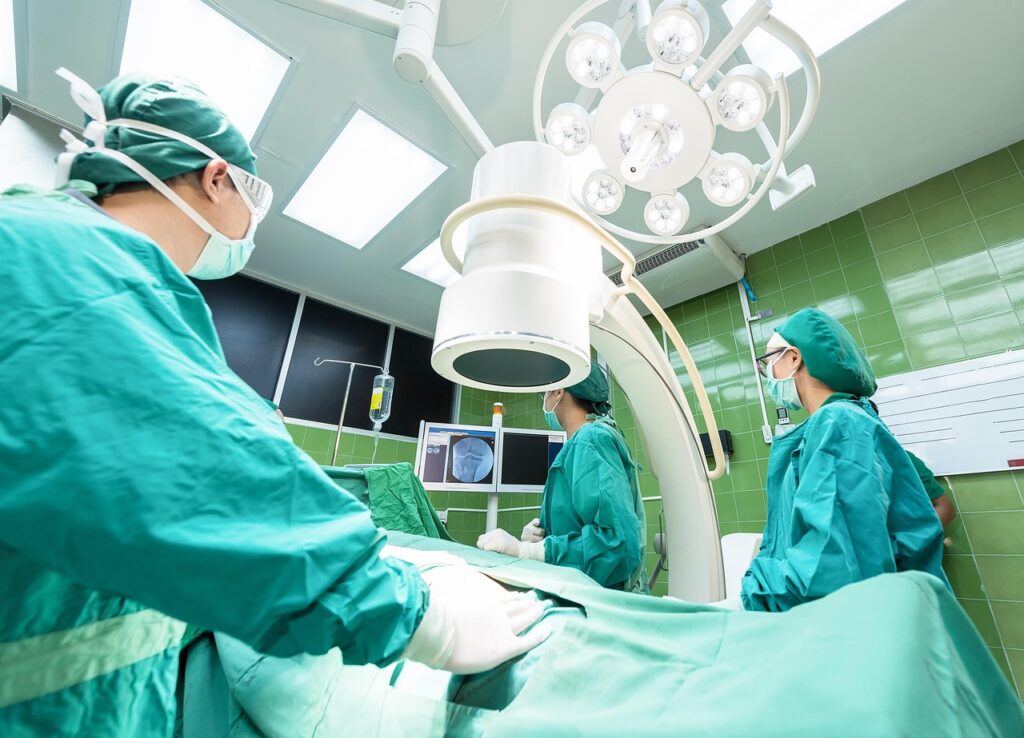 脂肪吸引を生理中に手術してもできる影響とは？