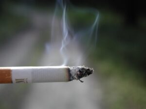 脂肪吸引手術前後に喫煙者が禁煙するべき何日間は？